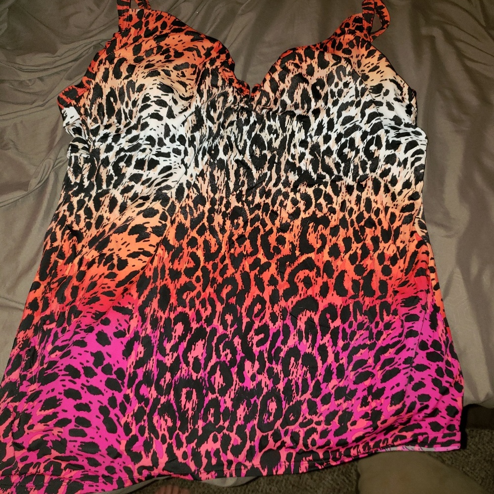 Swim top 44DD